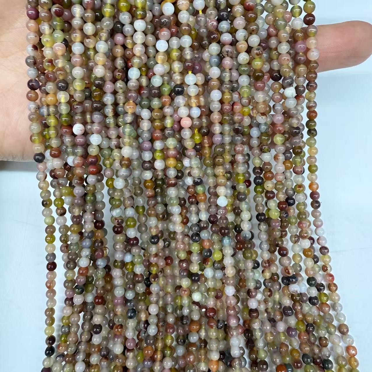 MYA4438--2-4mm Natural Salt Source Agate Beads