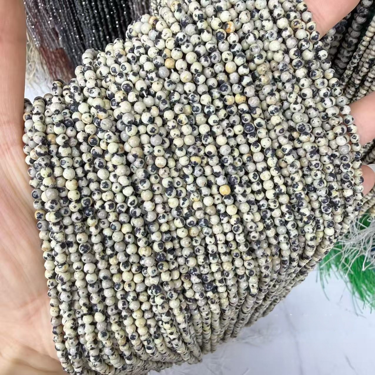 MYA4454--2-3mm Natural Spotted Stone Round Beads