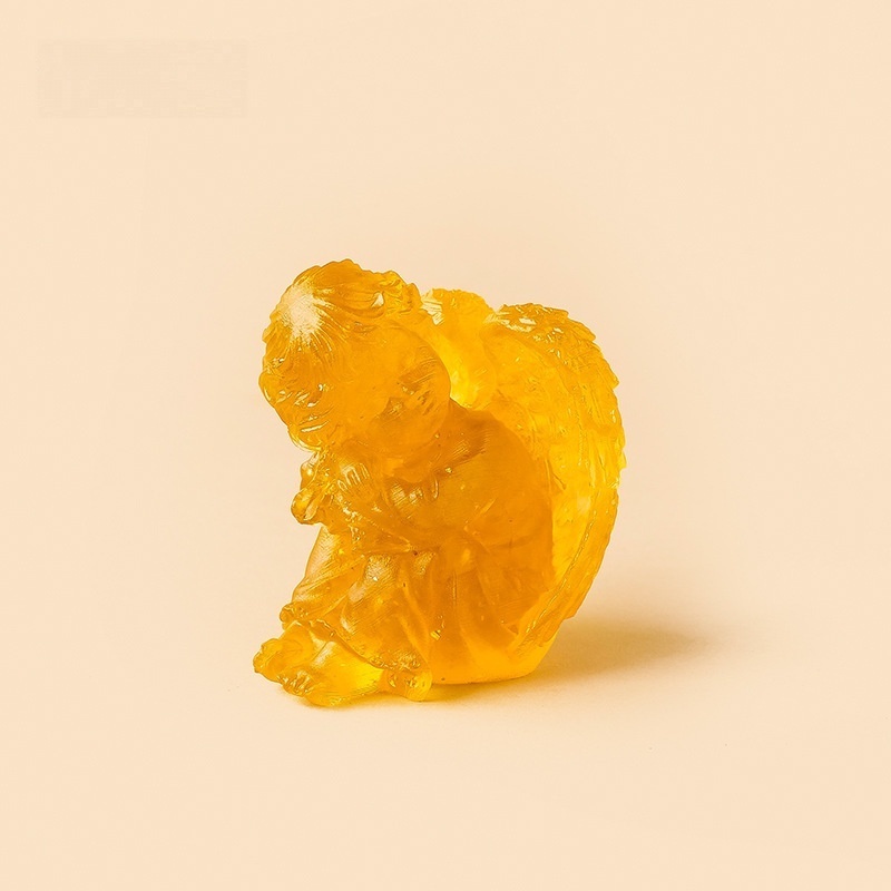 MYR1699--Natural crystal resin crushed stone seated angel
