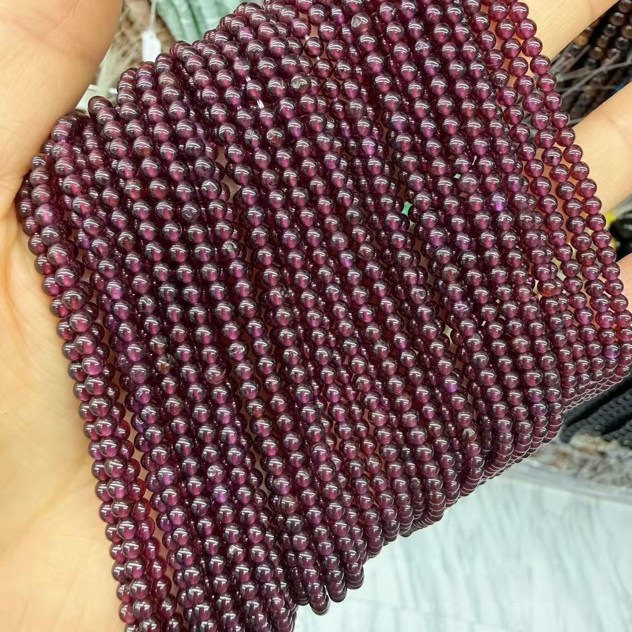 MYA4558--2-3mm Natural Purple Garnet Round Beads