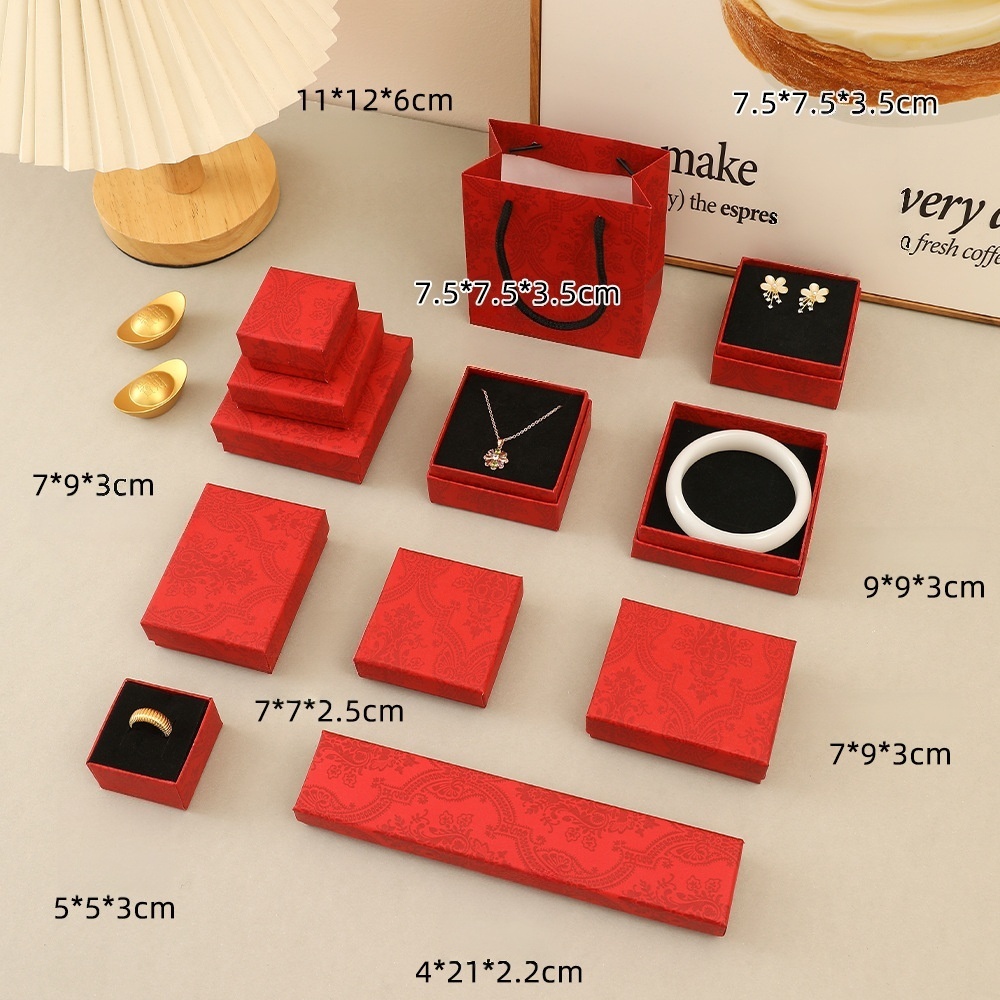 MYA4576--Classic enamel red jewelry box packaging