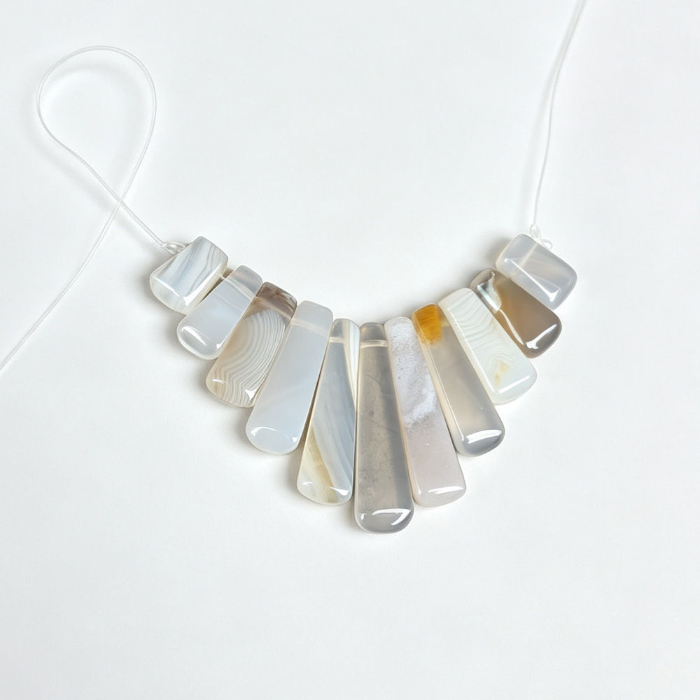 Natural Stone Trapezoidal Fan-Shaped Necklace Accessory with 11 Beads