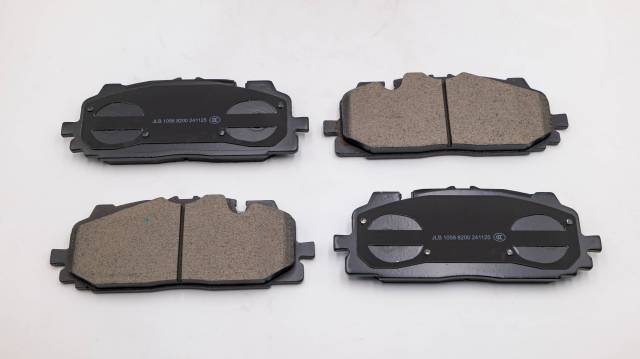 Brake Pads Factory for Skoda. FMSI D1894-9122, WVA 25861, 25862, 4K0698151C, 4K0698151T, 4M0698151AA, 4M0698151AN, 4M0698151AP, 4M0698151T, 8W0698151AN, 8W0698151N, 8W0698151R,Leading brake pads factory | manufacturer | supplier - China factory and Cambodia factory