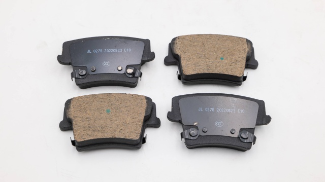 Brake Pads Factory for Dodge, Challenger, Charger, Magnum. FMSI D1057-7963. WVA 22209, 24163. 5142560AA, 5142560AB, 5142560AC, 5142561AA, 5142561AB, 5142561AC, 68504576AA, 68504576AB, 68504577AA,Leading brake pads factory | manufacturer | supplier - China factory and Cambodia factory
