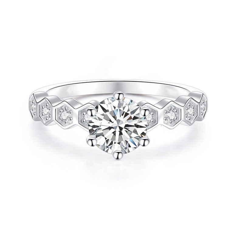 Honeycomb-Style Diamond Ring