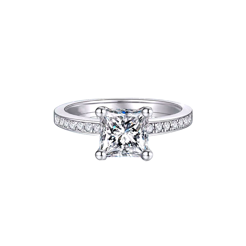 Princess-cut Lab Diamond Ring