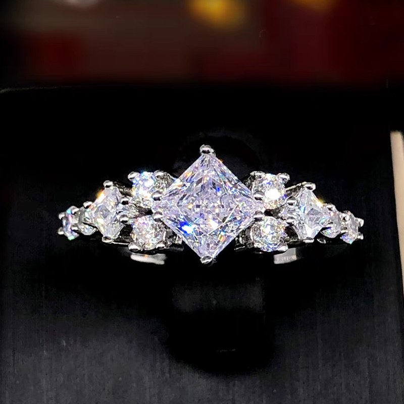 18K Gold Lab Grown Diamond Ring