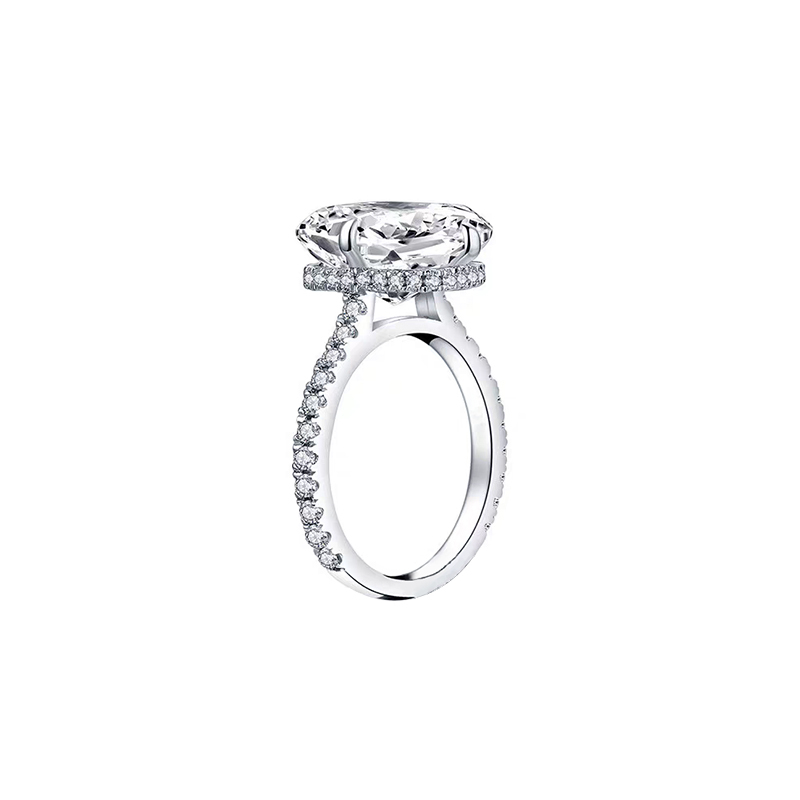 18K Gold Lab Grown Diamond Ring