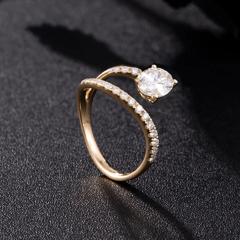 Floating-design snake lab diamond ring