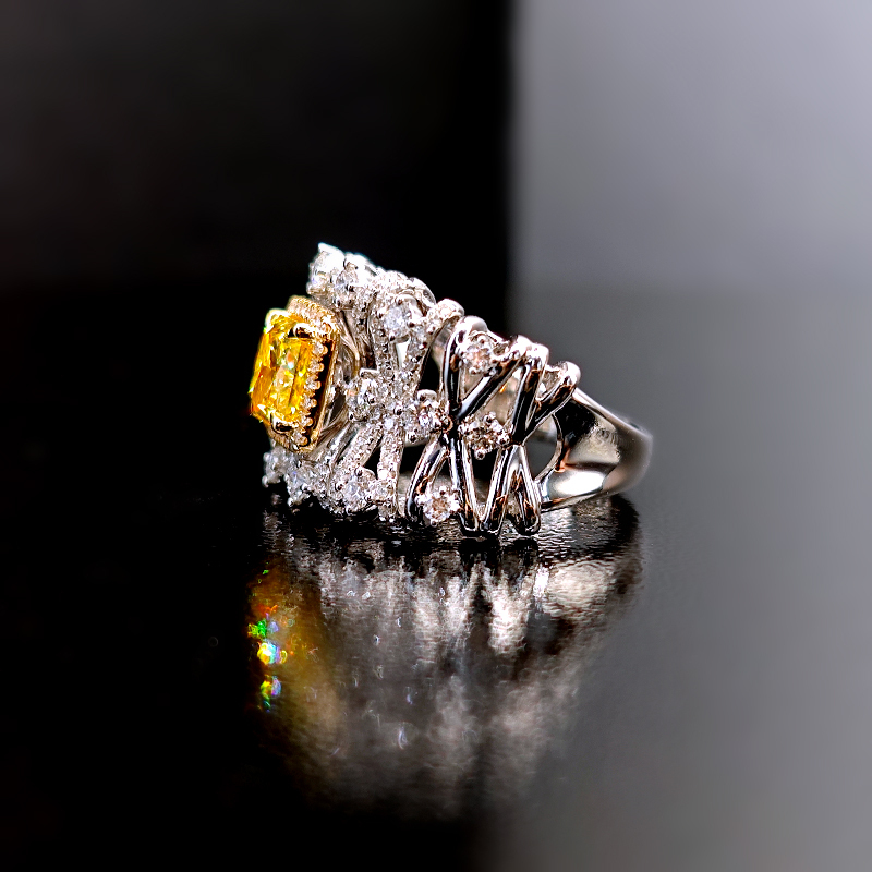 Glory diamond ring