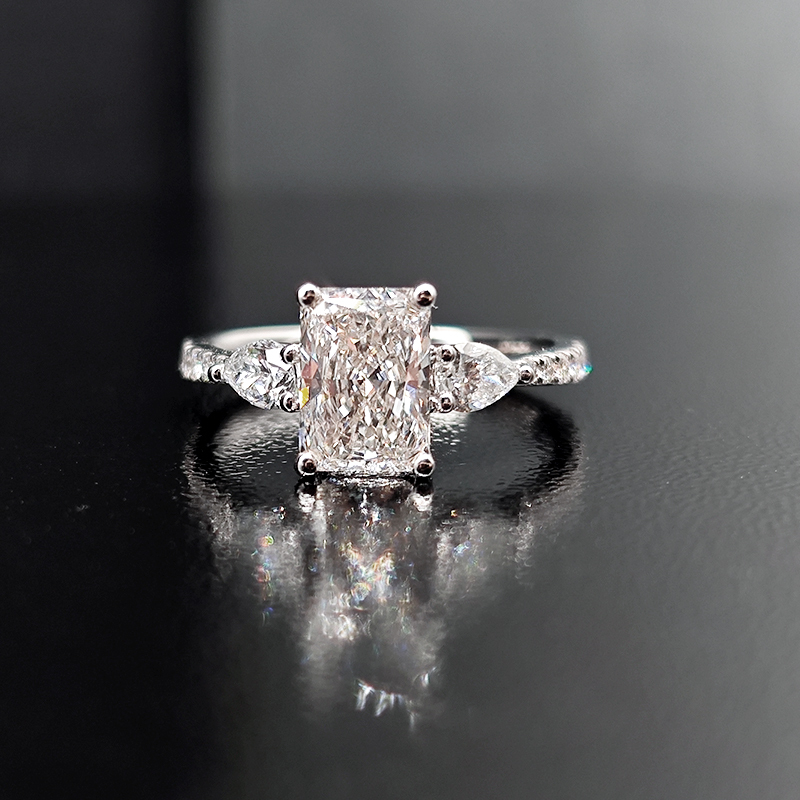 Lab Grown Diamond Ring