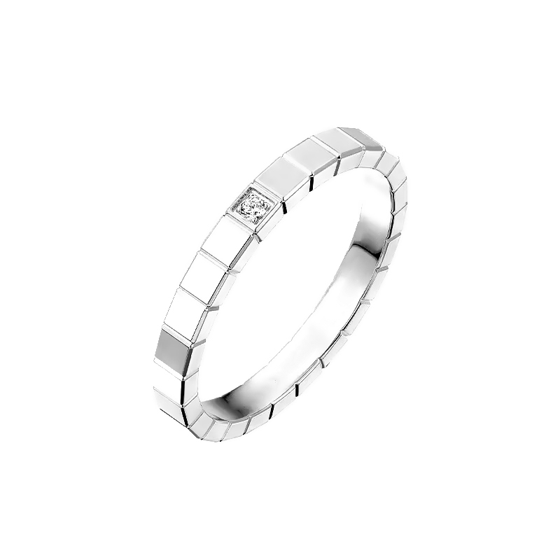 Knuckle-inspired lab-grown diamond ring
