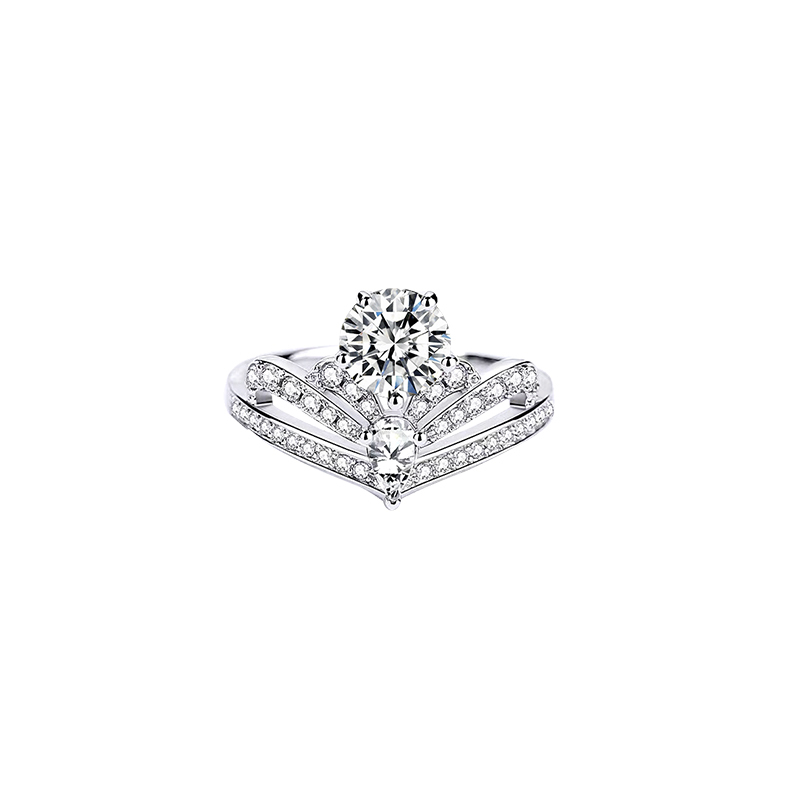Tiara-Inspired Lab-Grown Diamond Ring