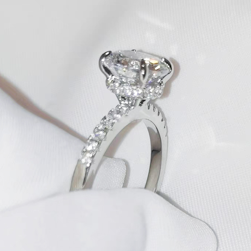 Lab-Grown Diamond Ring