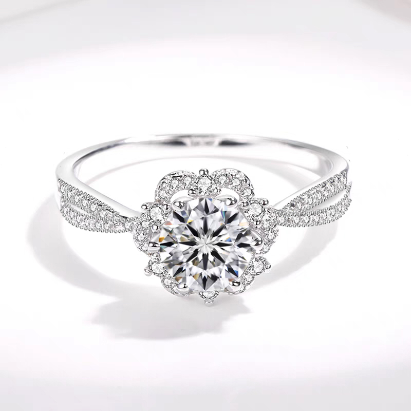 Petal-Inspired Six-Prong Set Lab-Grown Diamond Ring