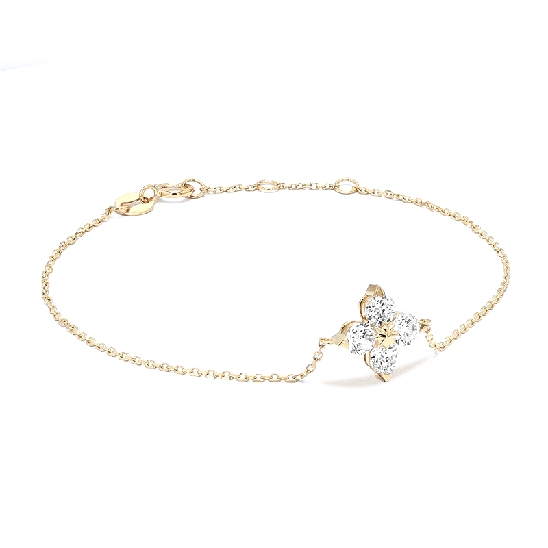 Four-Leaf Flower-Inspired Diamond Bracelet