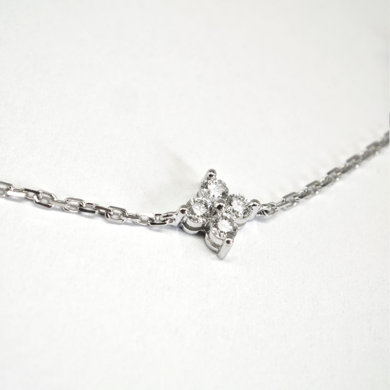 Five-Flower Four-Leaf Flower-Inspired Diamond Bracelet