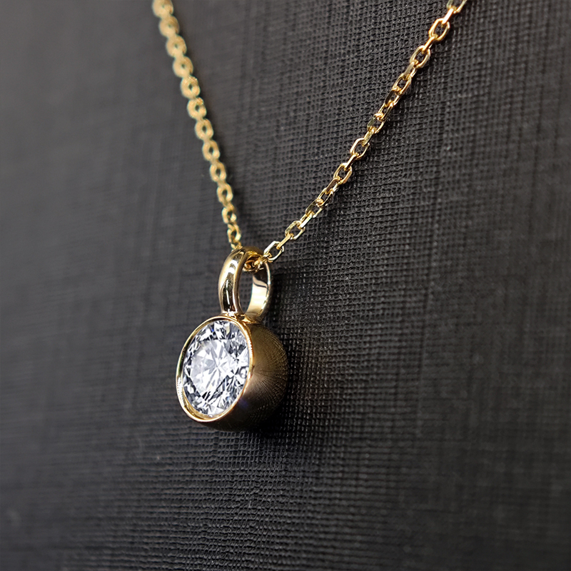 Bubble-Inspired Diamond Necklace