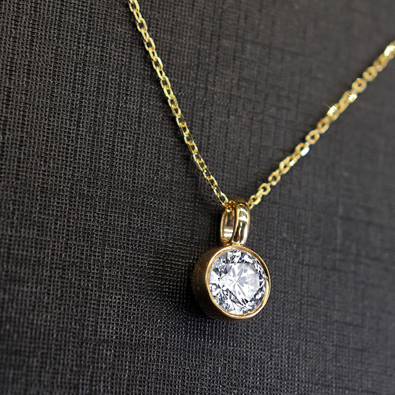Bubble-Inspired Diamond Necklace