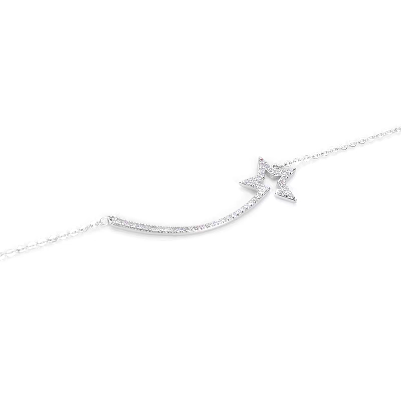 Shooting Star-Inspired Diamond Necklace
