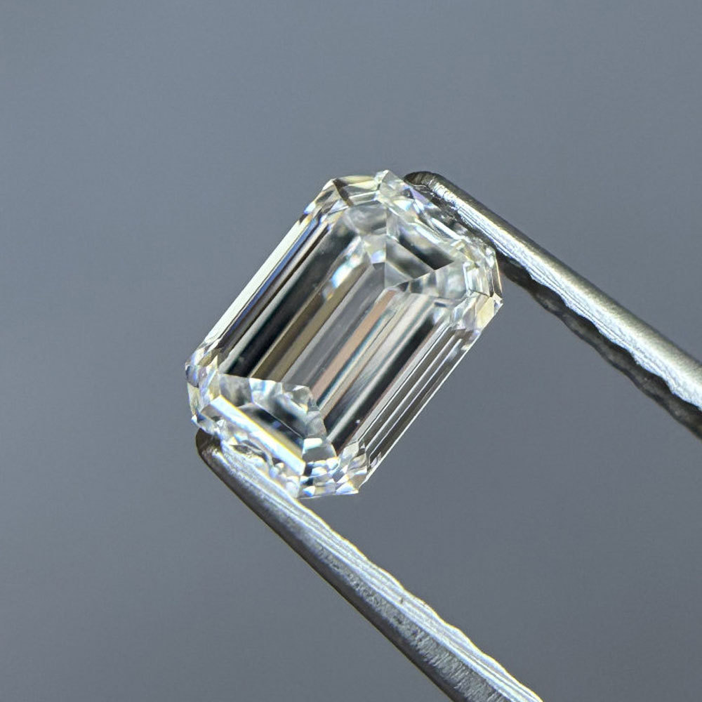 2 Carat Lab Grown Emerald Cut Diamond 