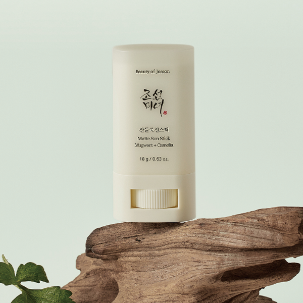 BEAUTY OF JOSEON MATTE SUN STICK : MUGWORT + CAMELIA