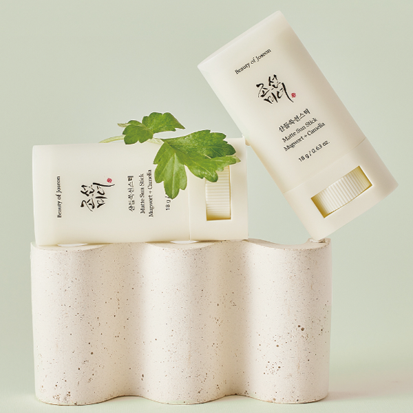 BEAUTY OF JOSEON MATTE SUN STICK : MUGWORT + CAMELIA