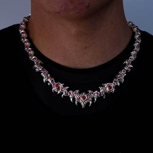 Exaggerated Spikes Parasitic Red Eyes Thorns Chain