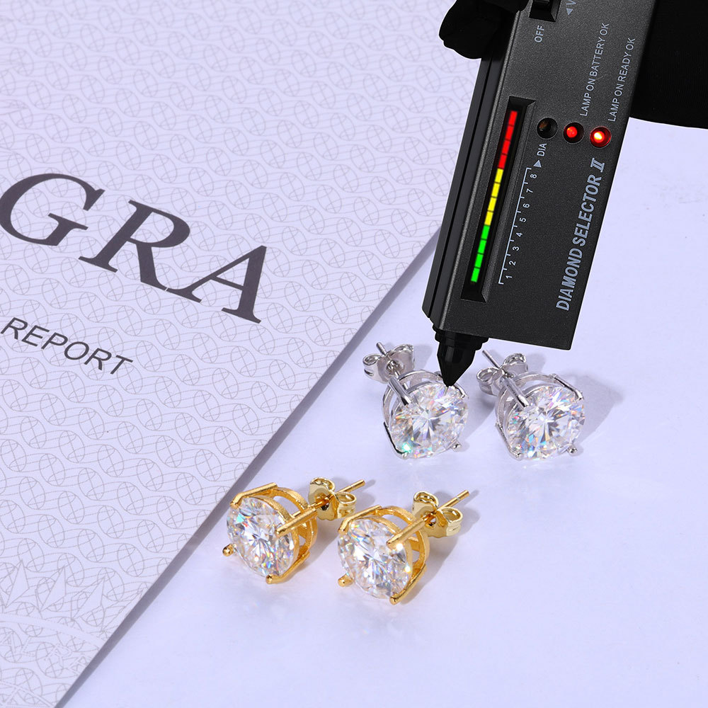 VVS Moissanite Stud Earrings – 925 Silver, 3–10mm Round Cut