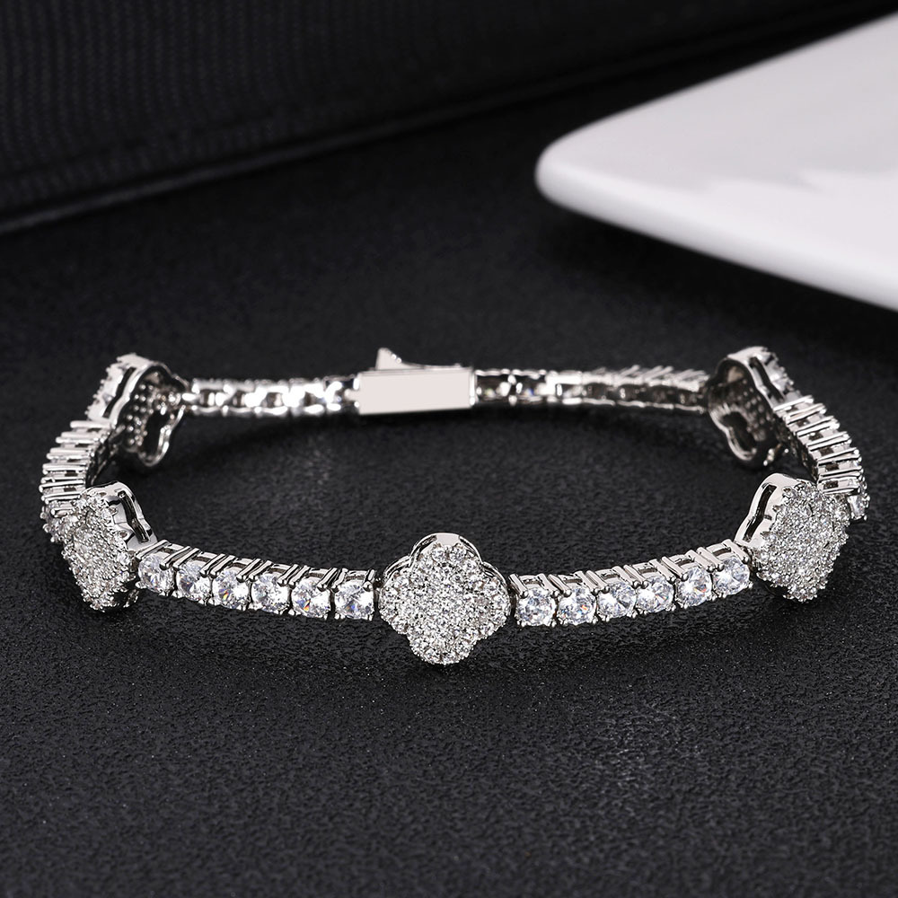 3.5mm Gold Plated Clover Tennis Bracelet