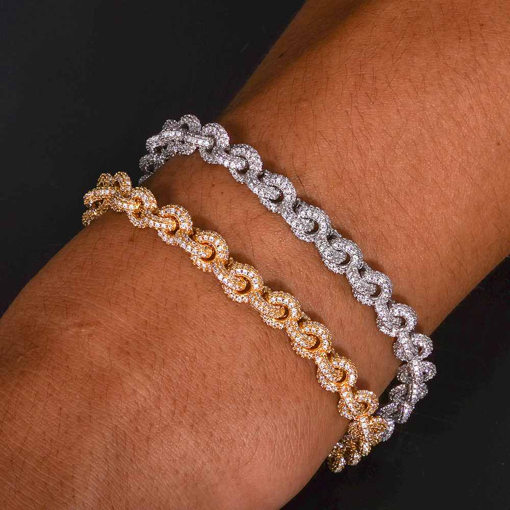 ICEOMG O Shaped Design Flip Buckle Clasp Bracelet