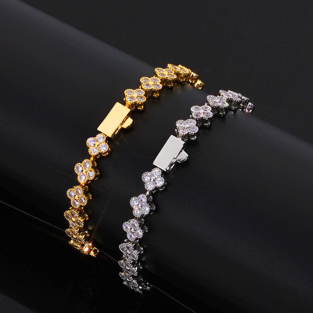 ICEOMG Four Leaf Clover Plum Blossom Iced Out Zircon Bracelet