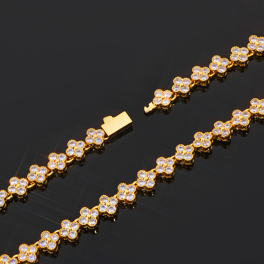 ICEOMG Four Leaf Clover Plum Blossom Iced Out Zircon Necklace