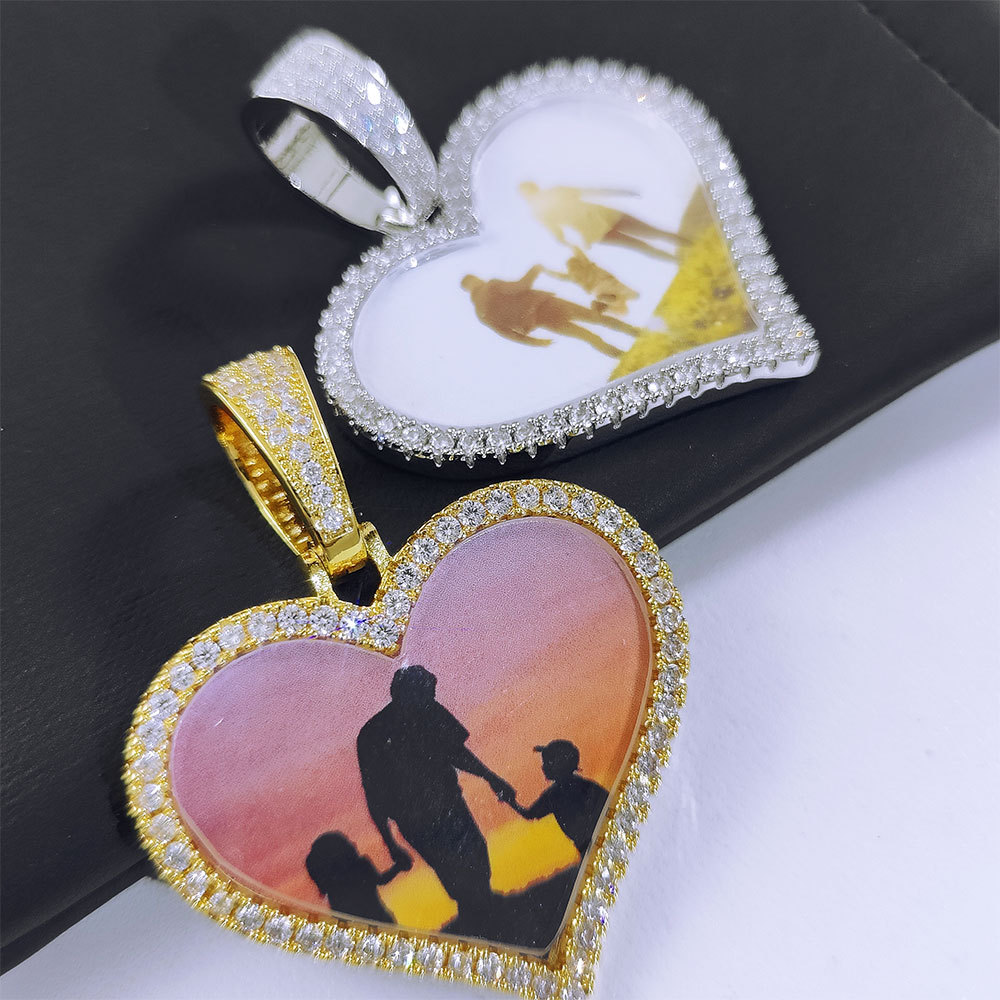 Wholesale Custom Heart Photo Customized Pendants Zircon Bling Iced Out Picture Necklaces