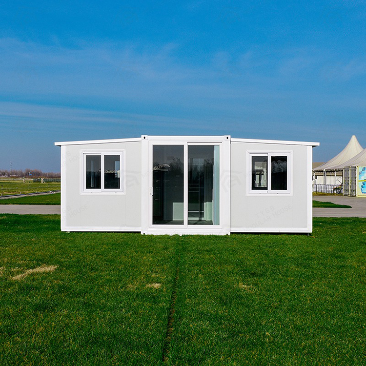 Expanding House