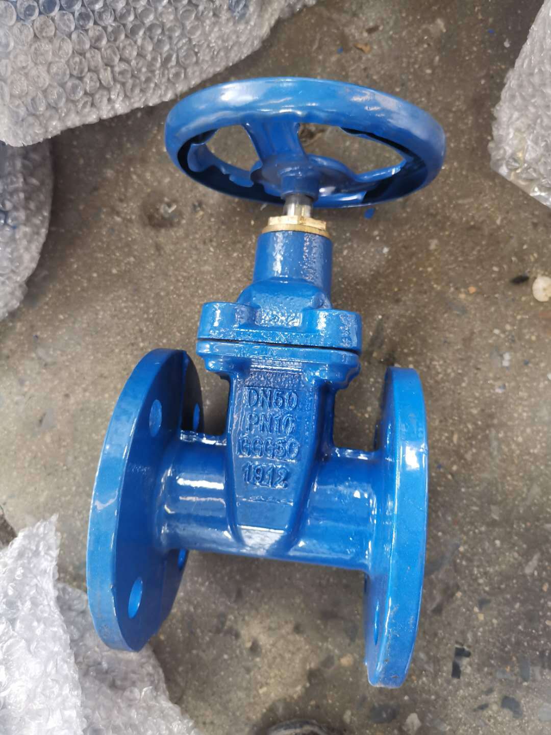 DIN Resilient Seat Non Rising Stem Gate Valve F4/F5