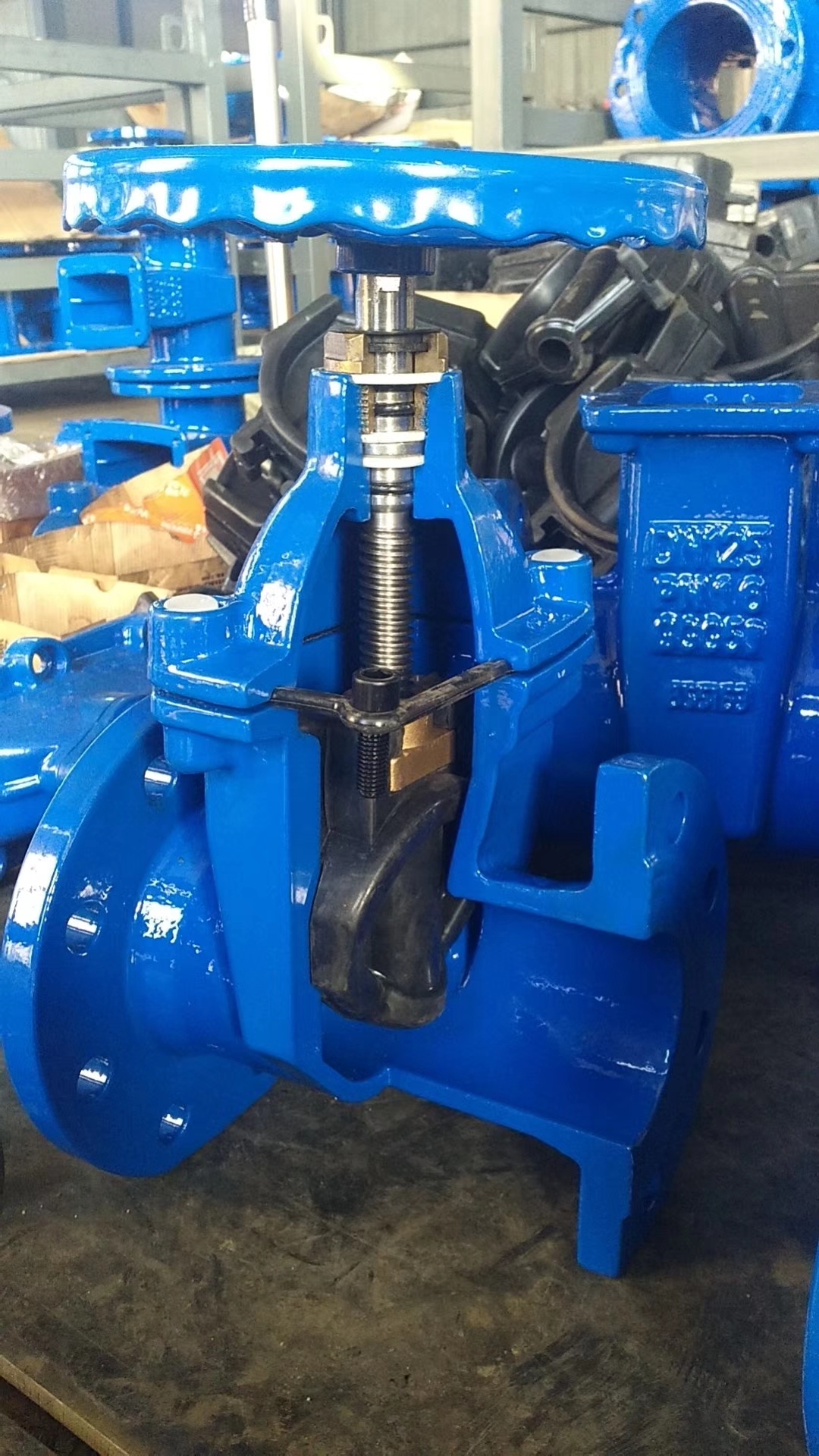 DIN Resilient Seat Non Rising Stem Gate Valve F4/F5