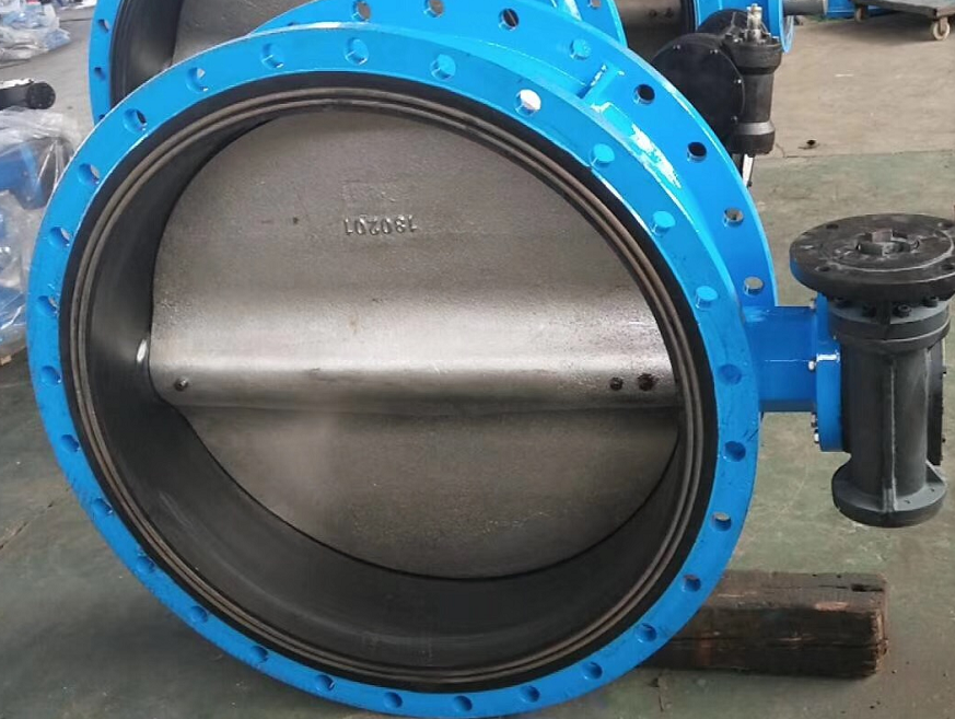 Flange centerline butterfly valve