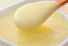 Lyophilized Royal Jelly powder natural source manufacturer supply Freeze-dried royal jelly powder