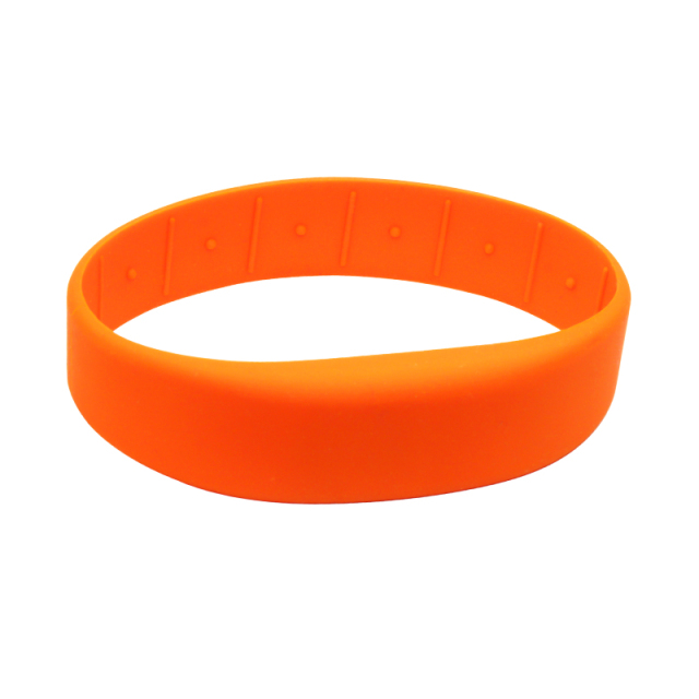 Impinj M750 Silicone Wristband