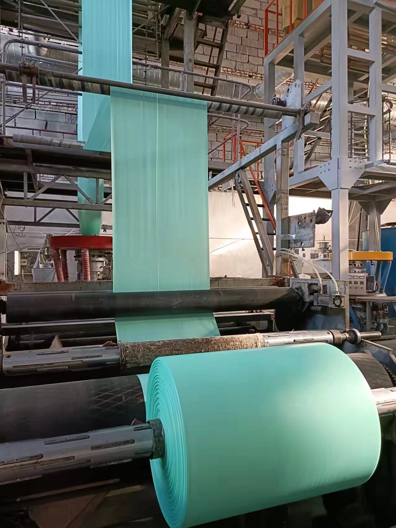 EVA roll film, low melting point bag, with or without pre-cut line bag, used in rubber industry