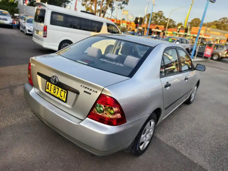 2005 TOYOTA Corolla ASCENT, auto, very low kilometers