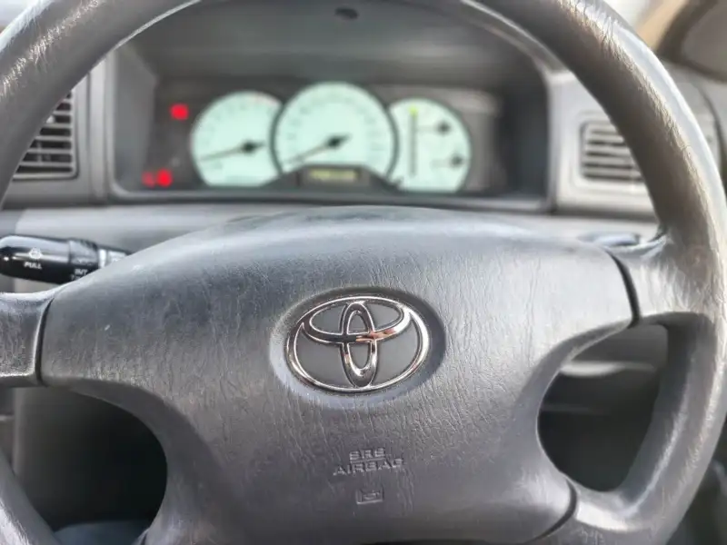 2005 TOYOTA Corolla ASCENT, auto, very low kilometers