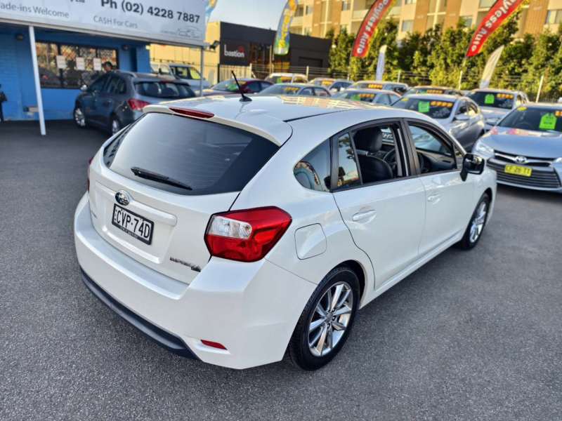 2014 SUBARU Impreza 2.0i-L (AWD), auto, low kilometers