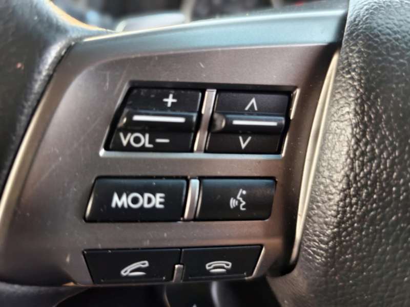 2014 SUBARU Impreza 2.0i-L (AWD), auto, low kilometers