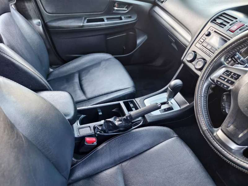 2014 SUBARU Impreza 2.0i-L (AWD), auto, low kilometers