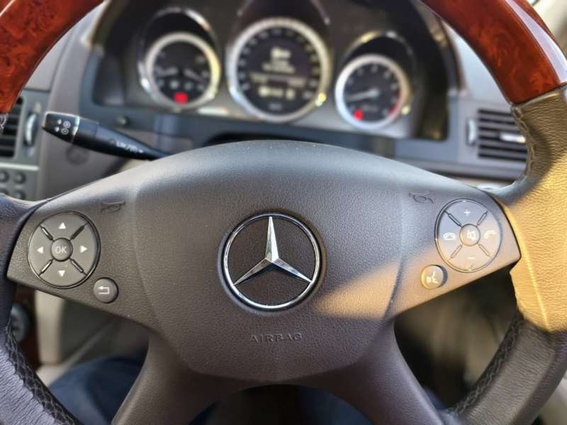 2011 MERCEDES-BENZ C250 CGI ELEGANCE, 68700km only