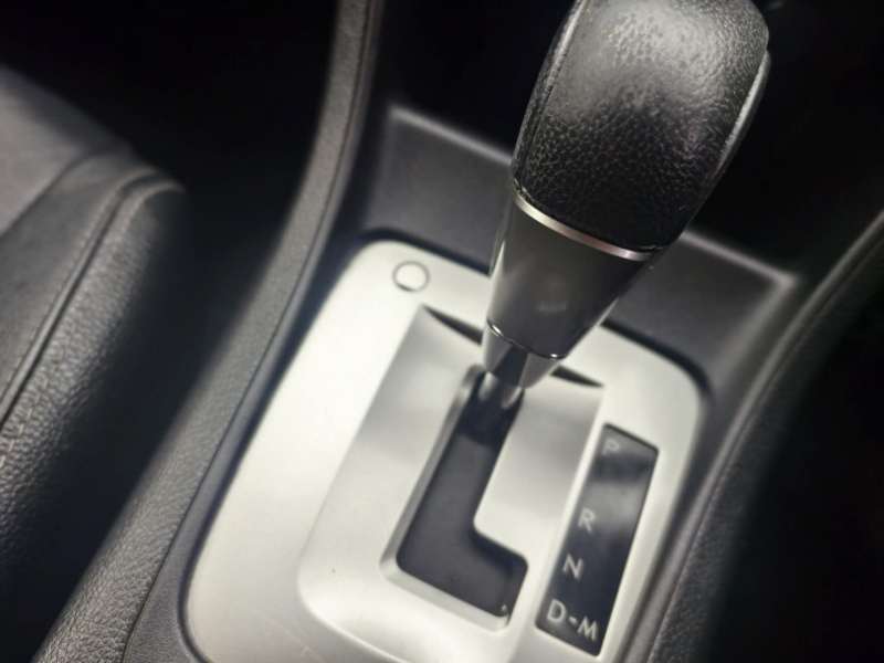 2013 SUBARU XV 2.0i-S, auto, low kilometers, top of the range