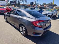2017 HONDA Civic VTi, auto, well maintained, 3years warranty