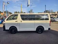 2013 TOYOTA Hiace, auto, low kilometers, well maintained, $24999 Ready for work.